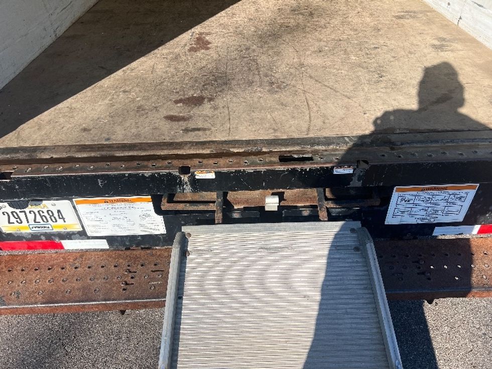 Light Duty Box Truck-Light and Medium Duty Trucks-GMC-2020-Savana G33903-Lansing-MI-79,728\n\t\tmiles-$ 35,250 - Image 10