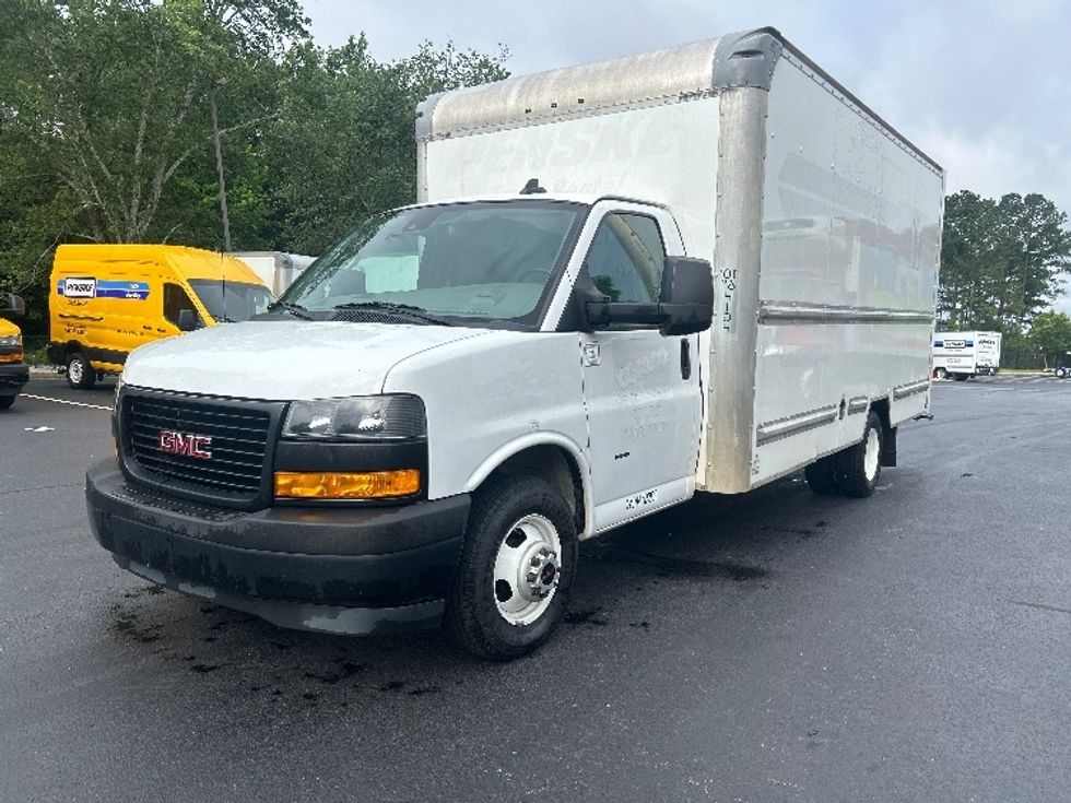 Light Duty Box Truck-Light and Medium Duty Trucks-GMC-2020-Savana G33903-Lithia Springs-GA-105,417\n\t\tmiles-$ 28,250 - Image 3
