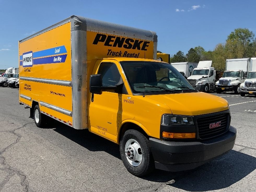 Used Light Duty Box Trucks for Sale in AR Penske Used Trucks