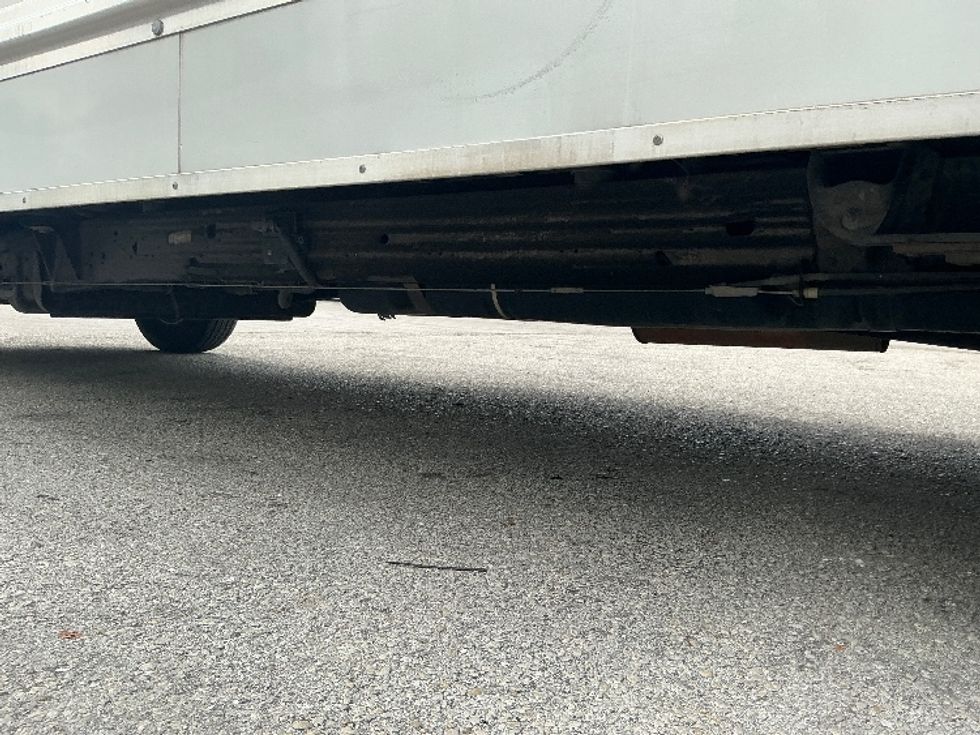 Light Duty Box Truck-Light and Medium Duty Trucks-GMC-2020-Savana G33903-Medley-FL-88,244\n\t\tmiles-$ 30,750 - Image 5