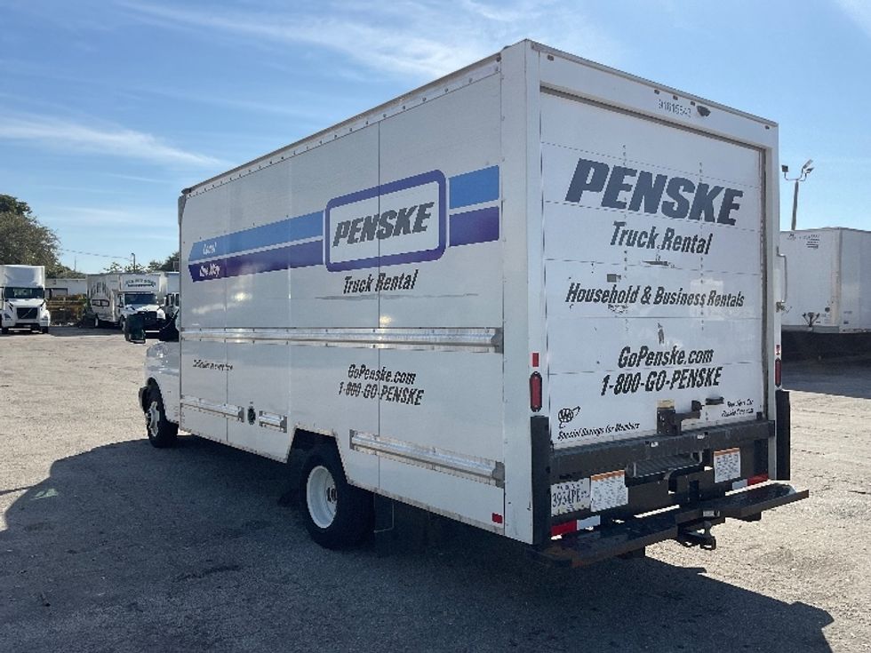 Light Duty Box Truck-Light and Medium Duty Trucks-GMC-2020-Savana G33903-Medley-FL-89,984\n\t\tmiles-$ 33,250 - Image 6