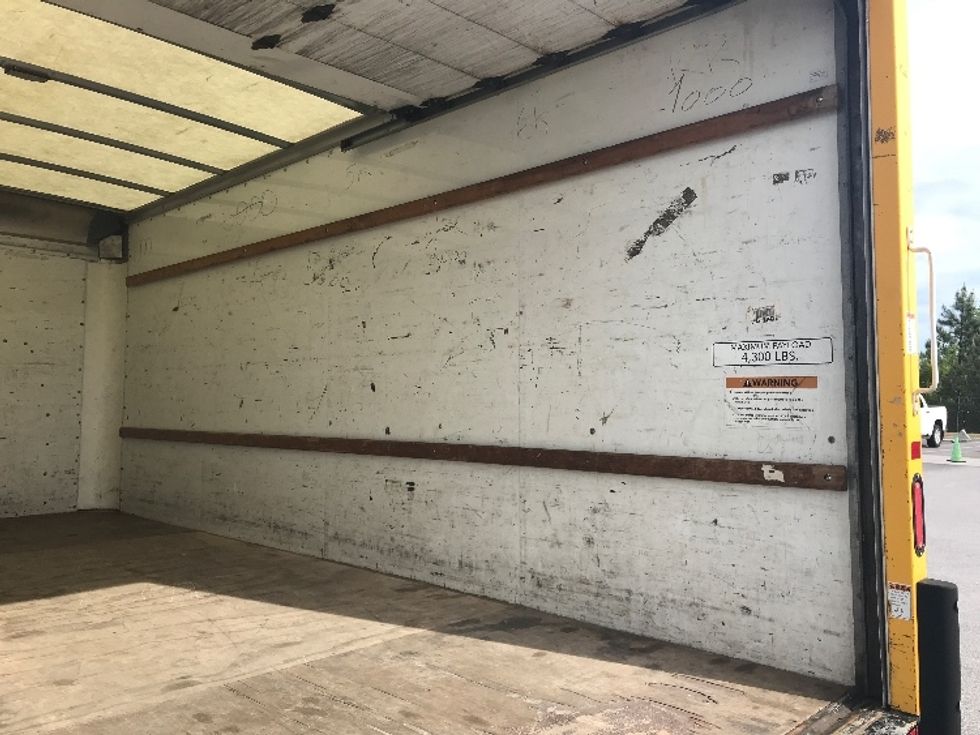 Light Duty Box Truck-Light and Medium Duty Trucks-GMC-2020-Savana G33903-Milwaukee-WI-89,664\n\t\tmiles-$ 24,000 - Image 12