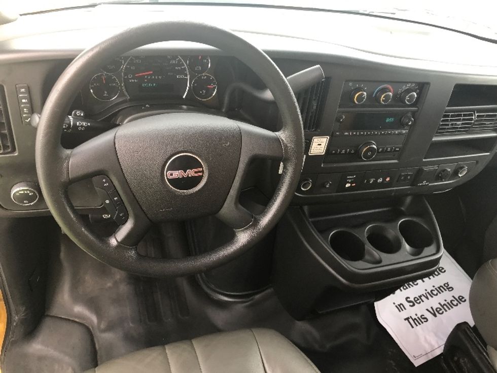 Light Duty Box Truck-Light and Medium Duty Trucks-GMC-2020-Savana G33903-Milwaukee-WI-89,664\n\t\tmiles-$ 24,000 - Image 18