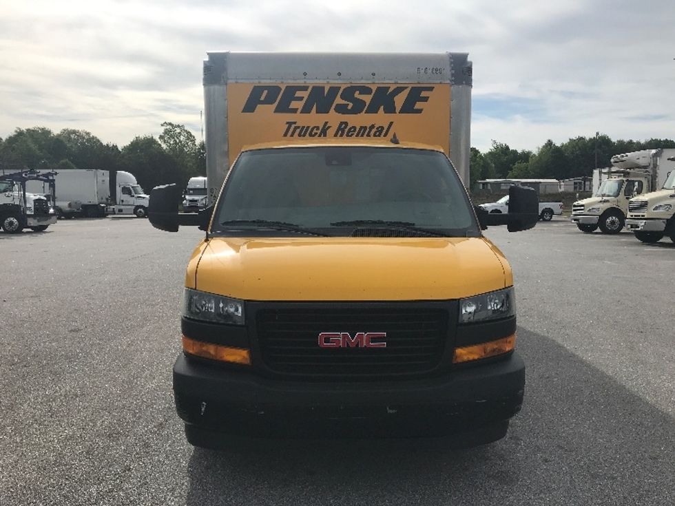 Light Duty Box Truck-Light and Medium Duty Trucks-GMC-2020-Savana G33903-Milwaukee-WI-89,664\n\t\tmiles-$ 24,000 - Image 2