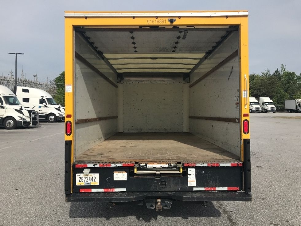 Light Duty Box Truck-Light and Medium Duty Trucks-GMC-2020-Savana G33903-Milwaukee-WI-89,664\n\t\tmiles-$ 24,000 - Image 8