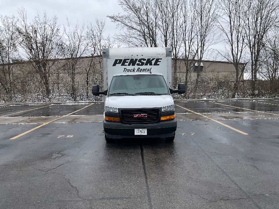 Light Duty Box Truck-Light and Medium Duty Trucks-GMC-2020-Savana G33903-Murfreesboro-TN-82,944\n\t\tmiles-$ 34,000 - Image 2