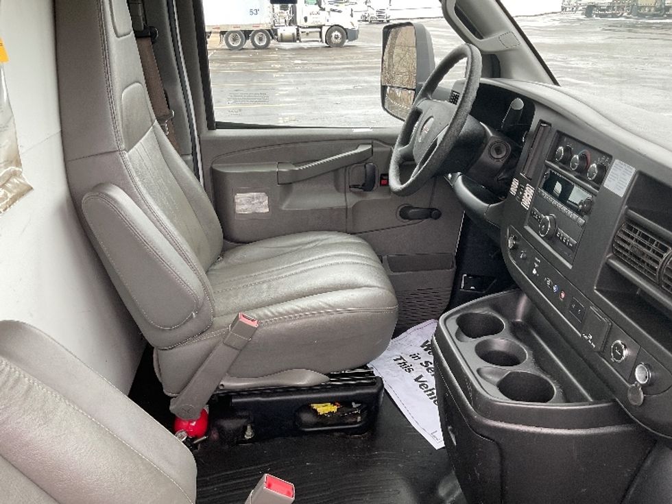 Light Duty Box Truck-Light and Medium Duty Trucks-GMC-2020-Savana G33903-Murfreesboro-TN-82,944\n\t\tmiles-$ 34,000 - Image 22