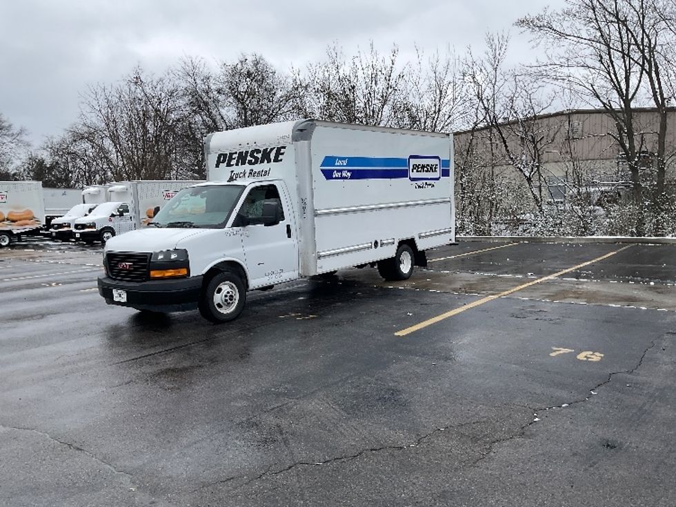 Light Duty Box Truck-Light and Medium Duty Trucks-GMC-2020-Savana G33903-Murfreesboro-TN-82,944\n\t\tmiles-$ 34,000 - Image 3