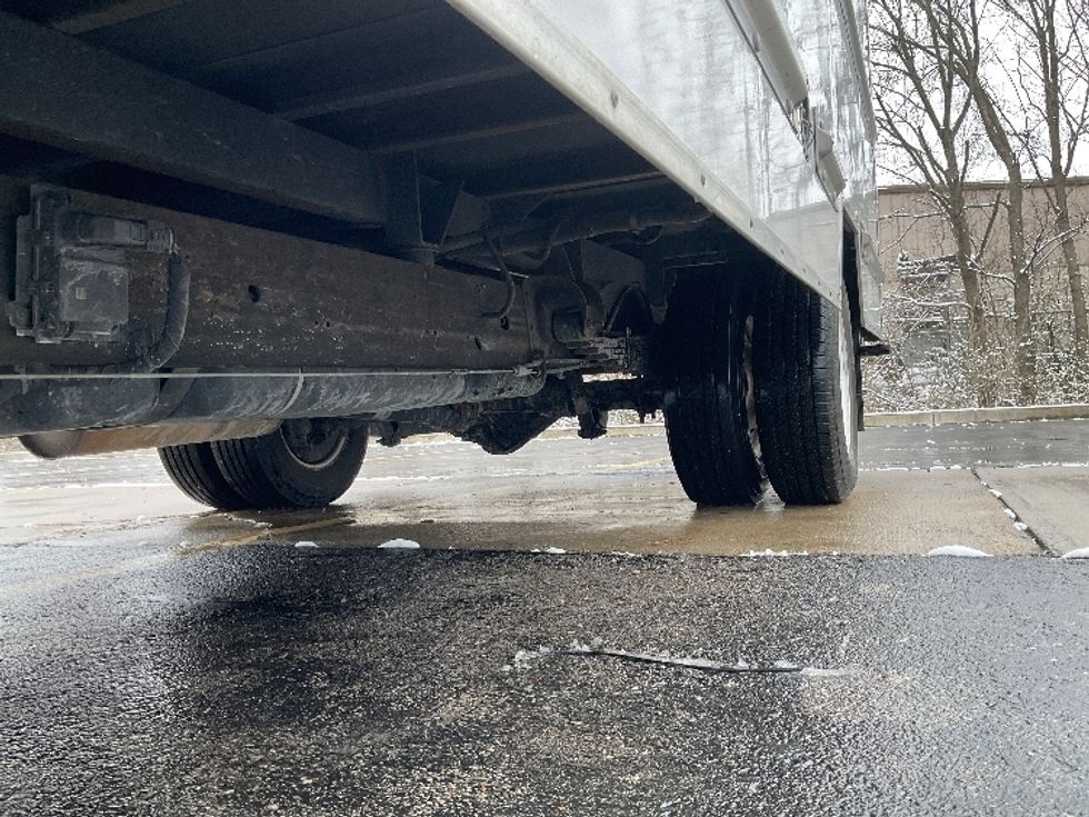 Light Duty Box Truck-Light and Medium Duty Trucks-GMC-2020-Savana G33903-Murfreesboro-TN-82,944\n\t\tmiles-$ 34,000 - Image 5