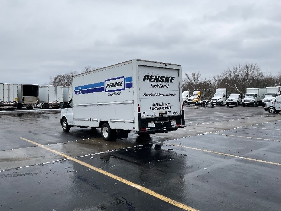 Light Duty Box Truck-Light and Medium Duty Trucks-GMC-2020-Savana G33903-Murfreesboro-TN-82,944\n\t\tmiles-$ 34,000 - Image 6
