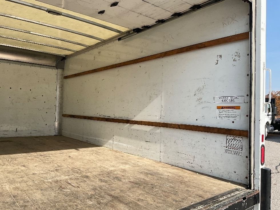 Light Duty Box Truck-Light and Medium Duty Trucks-GMC-2020-Savana G33903-Muskegon-MI-75,722\n\t\tmiles-$ 36,500 - Image 11