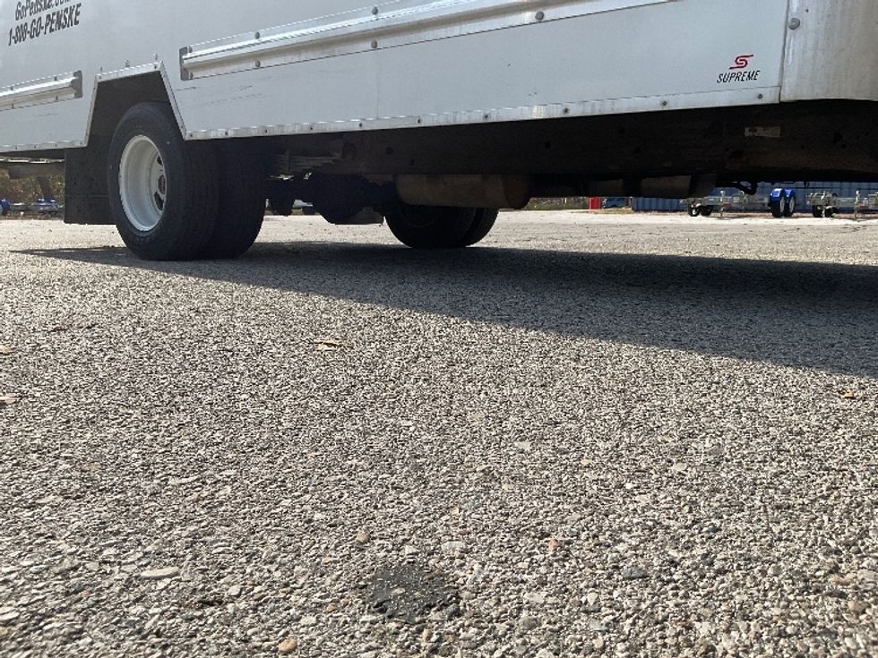 Light Duty Box Truck-Light and Medium Duty Trucks-GMC-2020-Savana G33903-Muskegon-MI-75,722\n\t\tmiles-$ 36,500 - Image 13