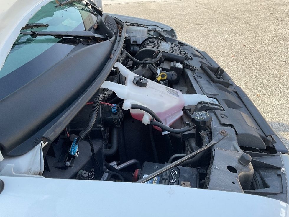 Light Duty Box Truck-Light and Medium Duty Trucks-GMC-2020-Savana G33903-Muskegon-MI-75,722\n\t\tmiles-$ 36,500 - Image 22