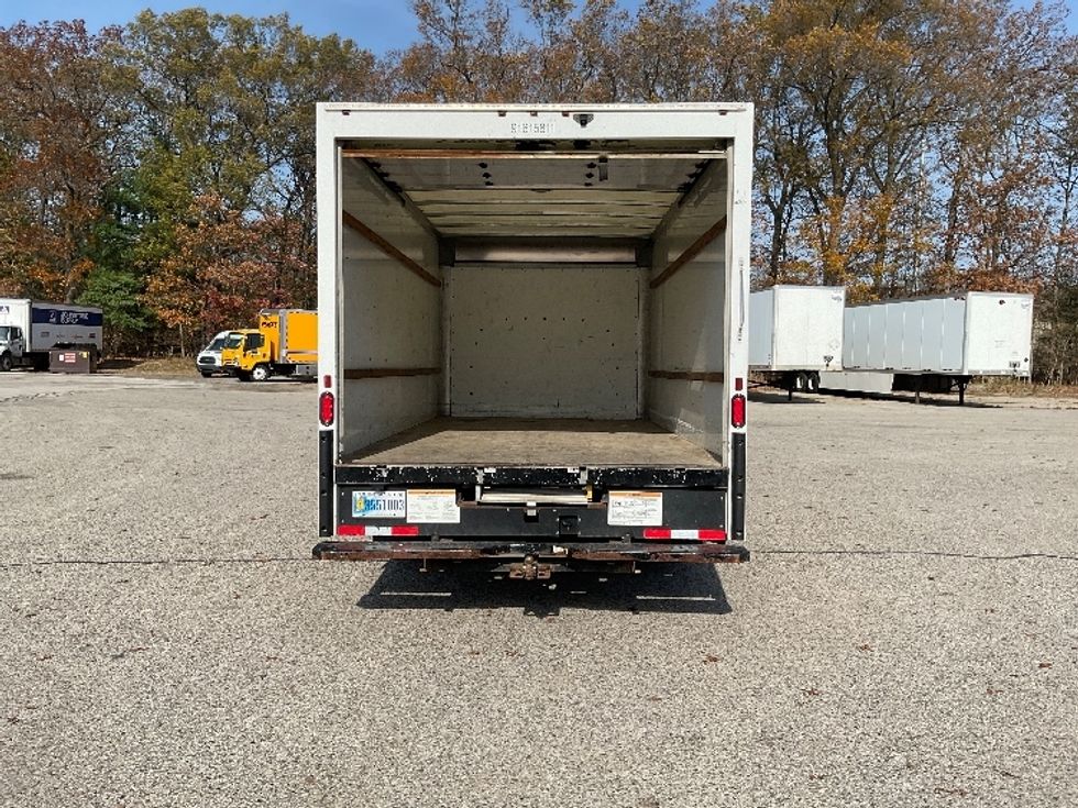 Light Duty Box Truck-Light and Medium Duty Trucks-GMC-2020-Savana G33903-Muskegon-MI-75,722\n\t\tmiles-$ 36,500 - Image 8