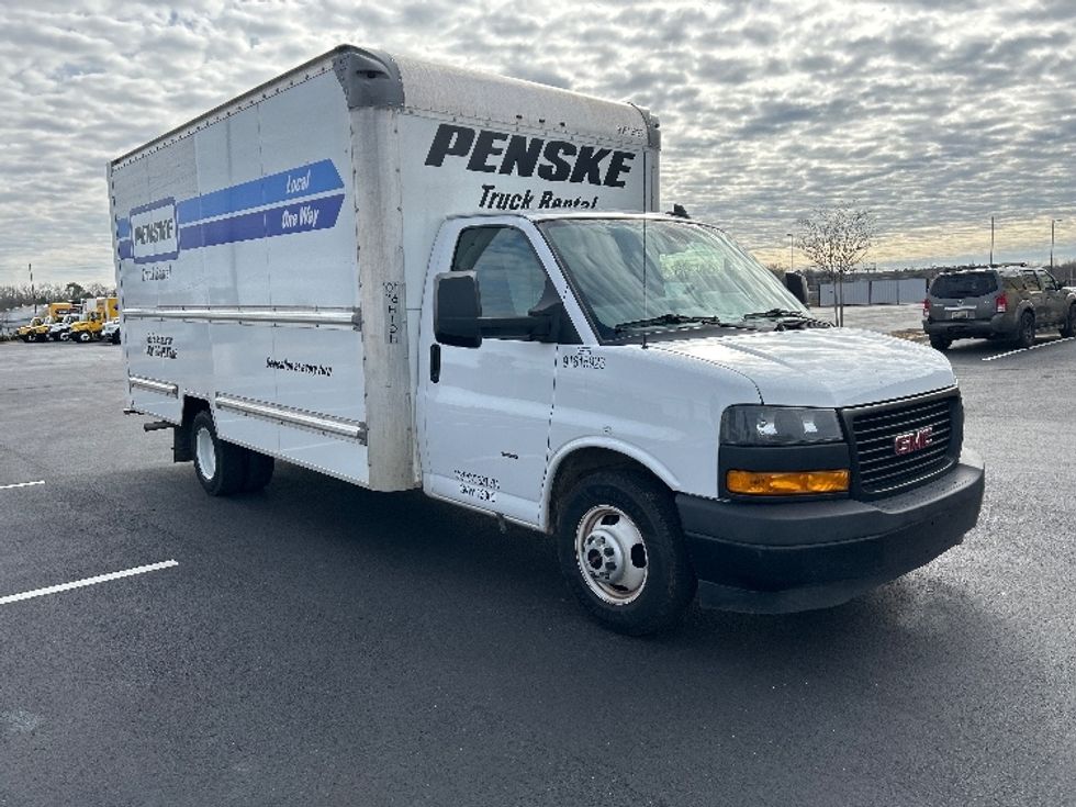 Light Duty Box Truck-Light and Medium Duty Trucks-GMC-2020-Savana G33903-Nashville-TN-104,827\n\t\tmiles-$ 28,500 - Image 1