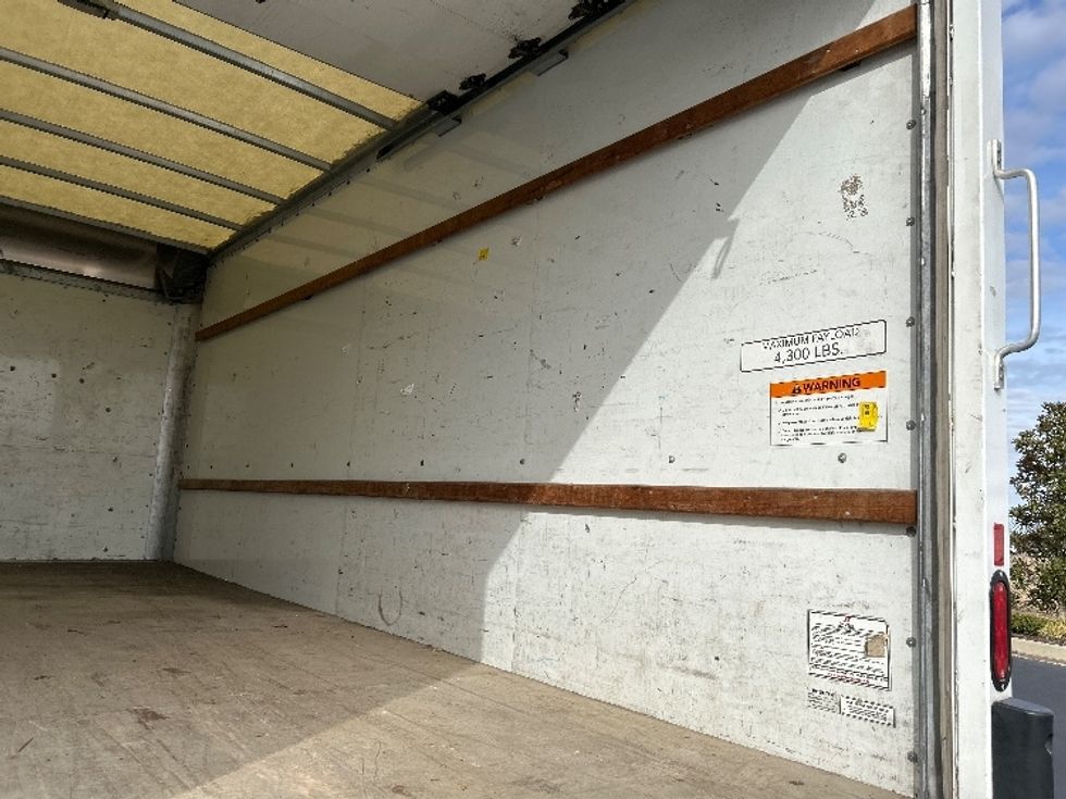 Light Duty Box Truck-Light and Medium Duty Trucks-GMC-2020-Savana G33903-Nashville-TN-104,827\n\t\tmiles-$ 28,500 - Image 12