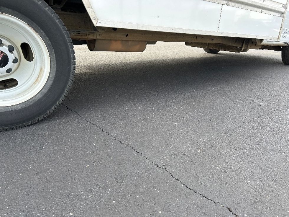 Light Duty Box Truck-Light and Medium Duty Trucks-GMC-2020-Savana G33903-Nashville-TN-104,827\n\t\tmiles-$ 28,500 - Image 14