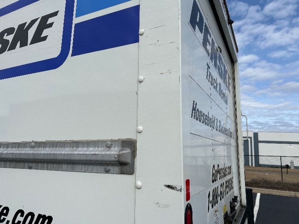 Light Duty Box Truck-Light and Medium Duty Trucks-GMC-2020-Savana G33903-Nashville-TN-104,827\n\t\tmiles-$ 28,500 - Image 24