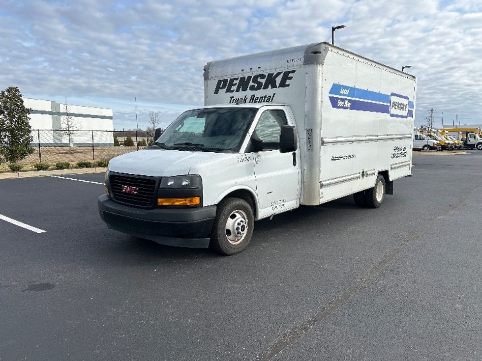 Light Duty Box Truck-Light and Medium Duty Trucks-GMC-2020-Savana G33903-Nashville-TN-104,827\n\t\tmiles-$ 28,500 - Image 3