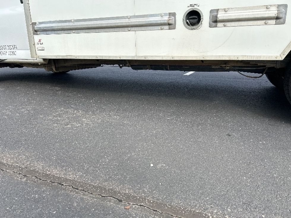 Light Duty Box Truck-Light and Medium Duty Trucks-GMC-2020-Savana G33903-Nashville-TN-104,827\n\t\tmiles-$ 28,500 - Image 5