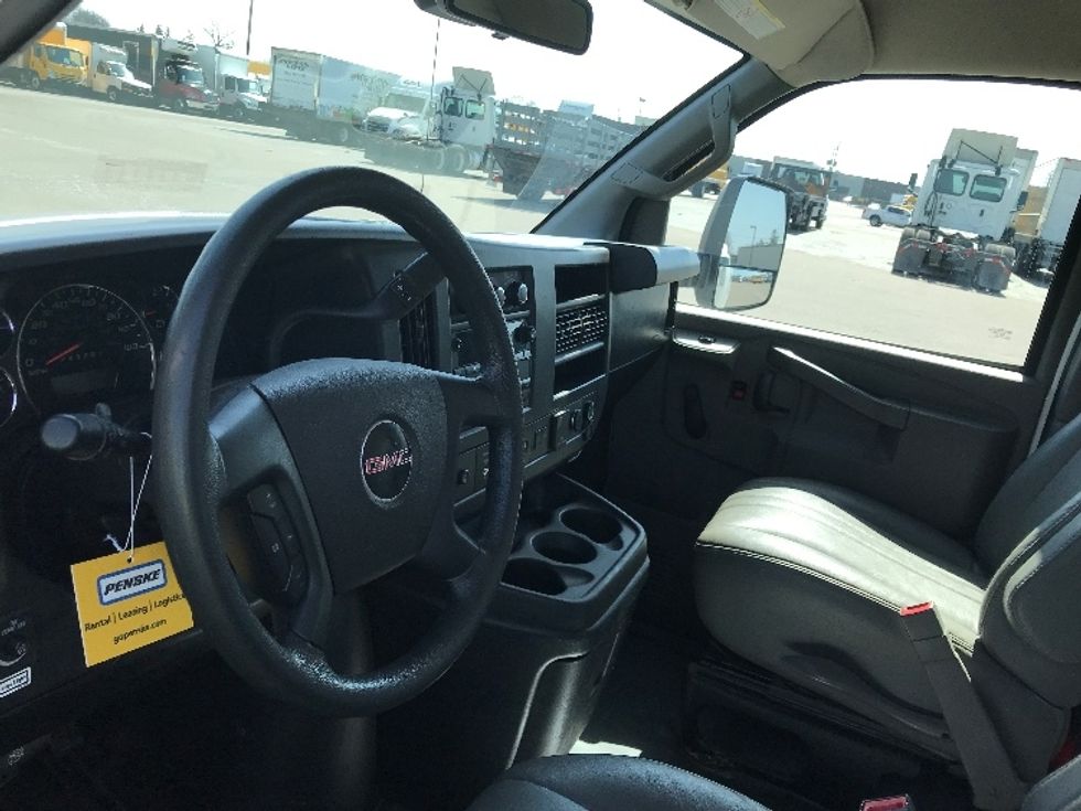 Light Duty Box Truck-Light and Medium Duty Trucks-GMC-2020-Savana G33903-Plymouth-MI-74,253\n\t\tmiles-$ 30,500 - Image 17