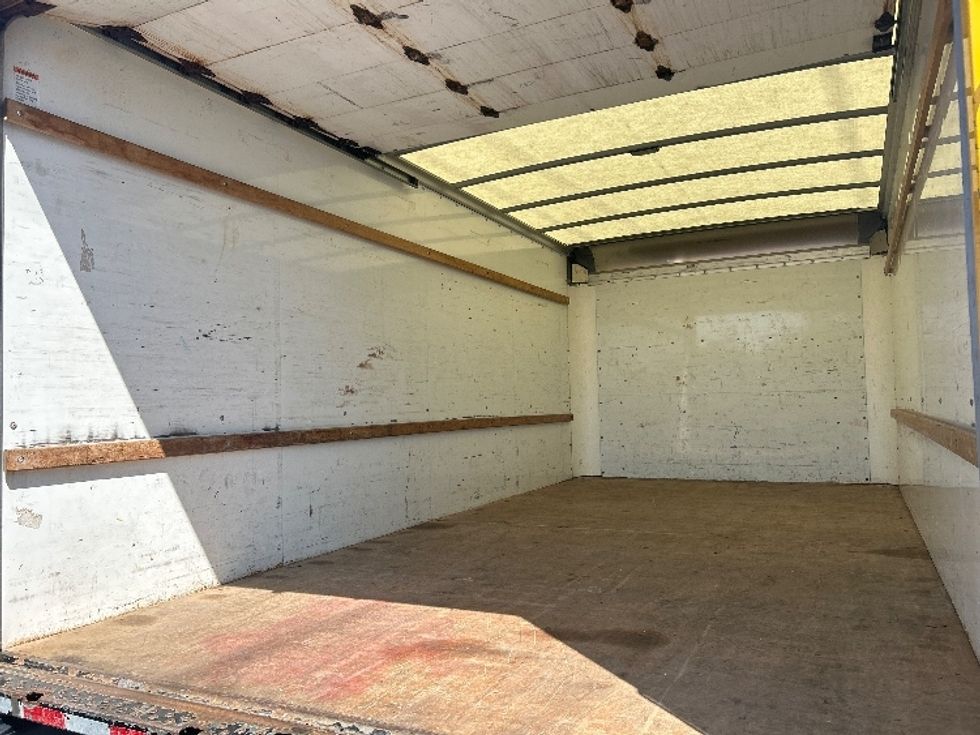 Light Duty Box Truck-Light and Medium Duty Trucks-GMC-2020-Savana G33903-Portland-OR-70,309\n\t\tmiles-$ 29,250 - Image 11