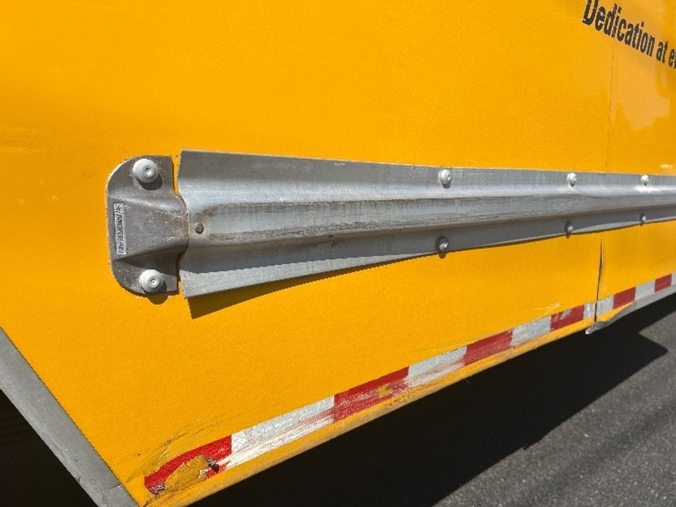 Light Duty Box Truck-Light and Medium Duty Trucks-GMC-2020-Savana G33903-Portland-OR-70,309\n\t\tmiles-$ 29,250 - Image 26