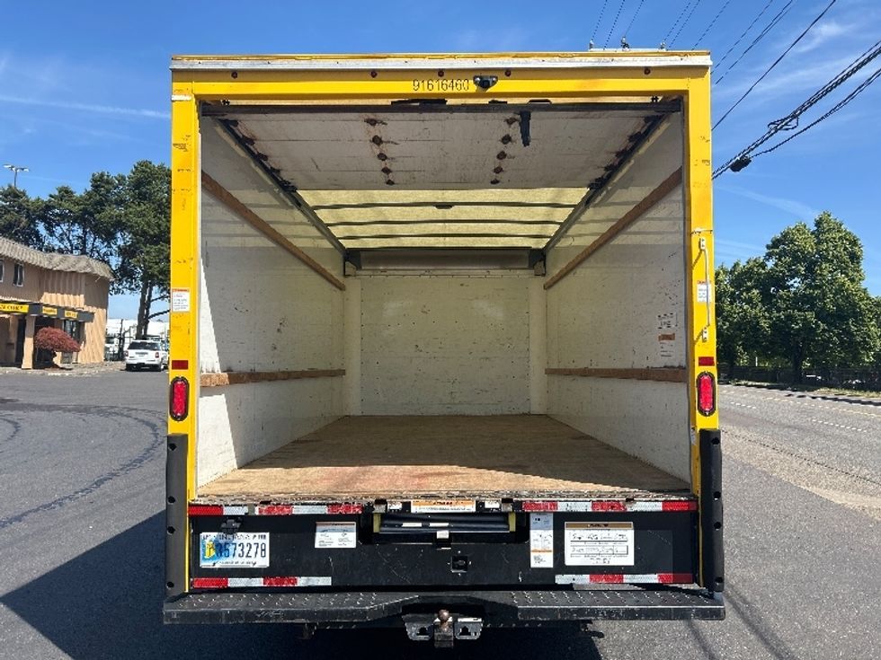 Light Duty Box Truck-Light and Medium Duty Trucks-GMC-2020-Savana G33903-Portland-OR-70,309\n\t\tmiles-$ 29,250 - Image 8