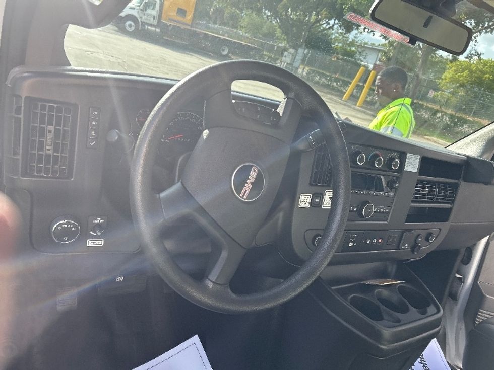 Light Duty Box Truck-Light and Medium Duty Trucks-GMC-2020-Savana G33903-Riviera Beach-FL-92,193\n\t\tmiles-$ 29,750 - Image 15