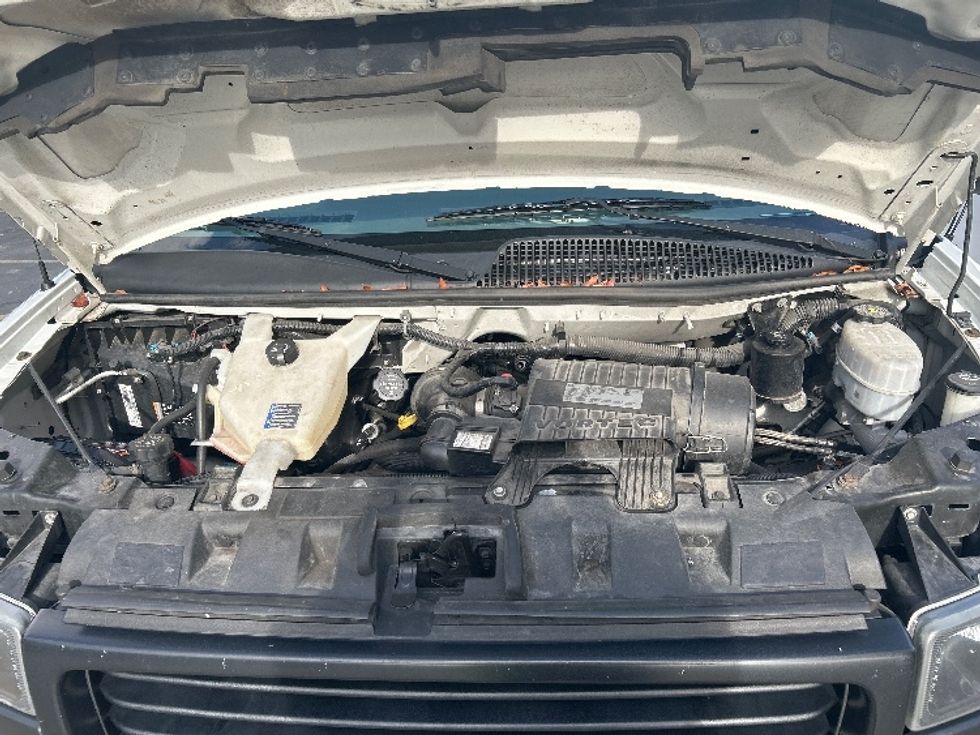 Light Duty Box Truck-Light and Medium Duty Trucks-GMC-2020-Savana G33903-Riviera Beach-FL-92,193\n\t\tmiles-$ 29,750 - Image 20