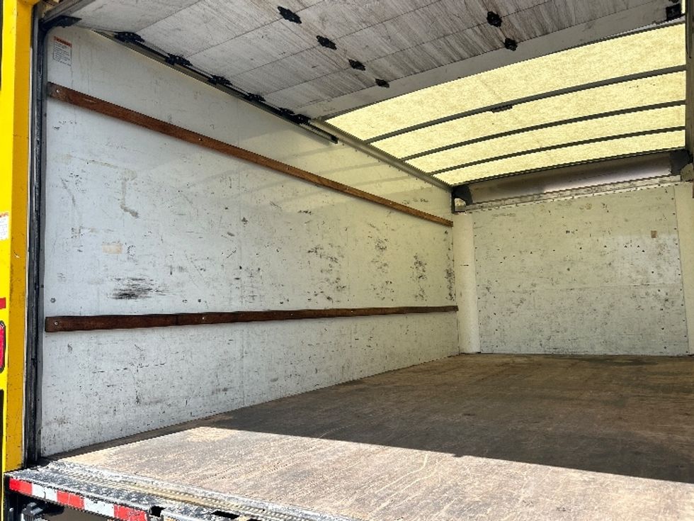 Light Duty Box Truck-Light and Medium Duty Trucks-GMC-2020-Savana G33903-Sturtevant-WI-109,444\n\t\tmiles-$ 21,750 - Image 11