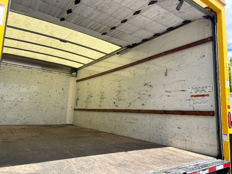 Light Duty Box Truck-Light and Medium Duty Trucks-GMC-2020-Savana G33903-Sturtevant-WI-109,444\n\t\tmiles-$ 21,750 - Image 12