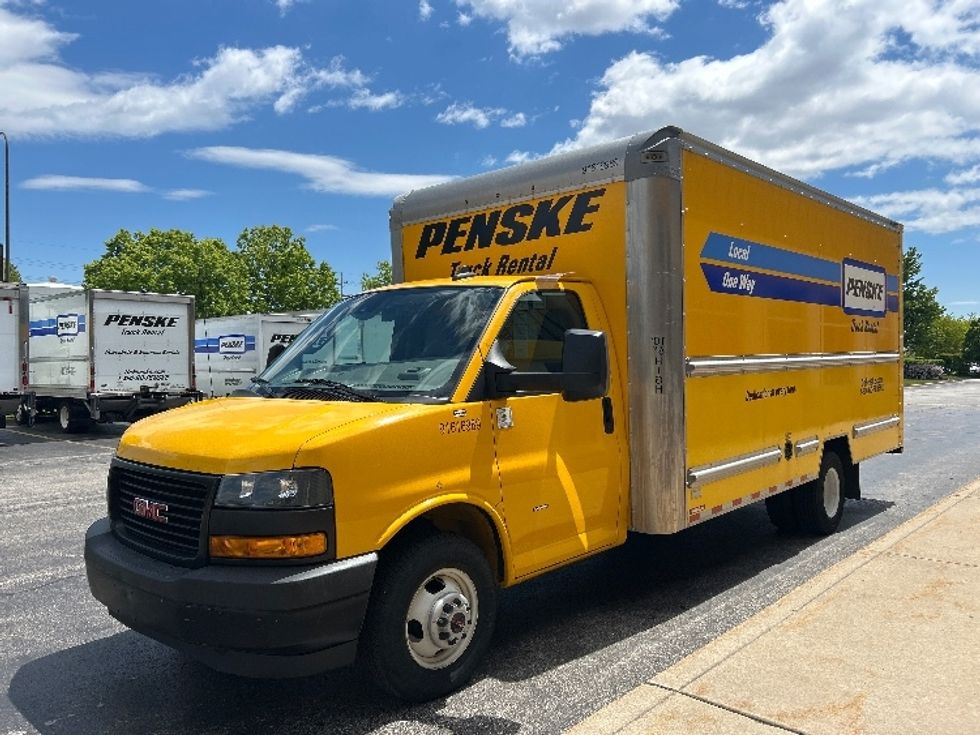 Light Duty Box Truck-Light and Medium Duty Trucks-GMC-2020-Savana G33903-Sturtevant-WI-109,444\n\t\tmiles-$ 21,750 - Image 3