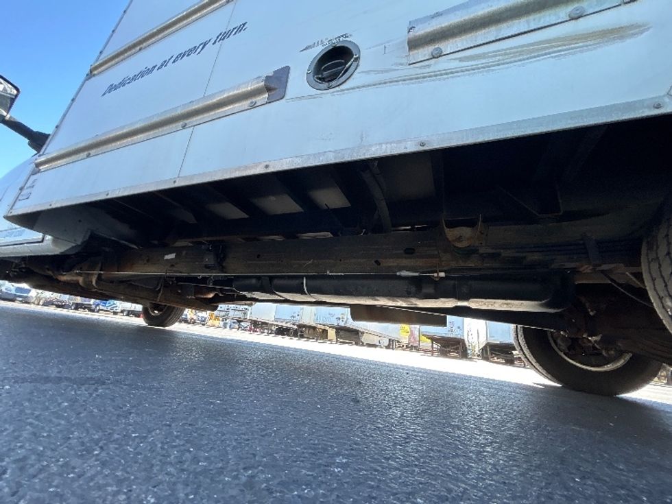 Light Duty Box Truck-Light and Medium Duty Trucks-GMC-2020-Savana G33903-Swedesboro-NJ-84,017\n\t\tmiles-$ 29,750 - Image 5