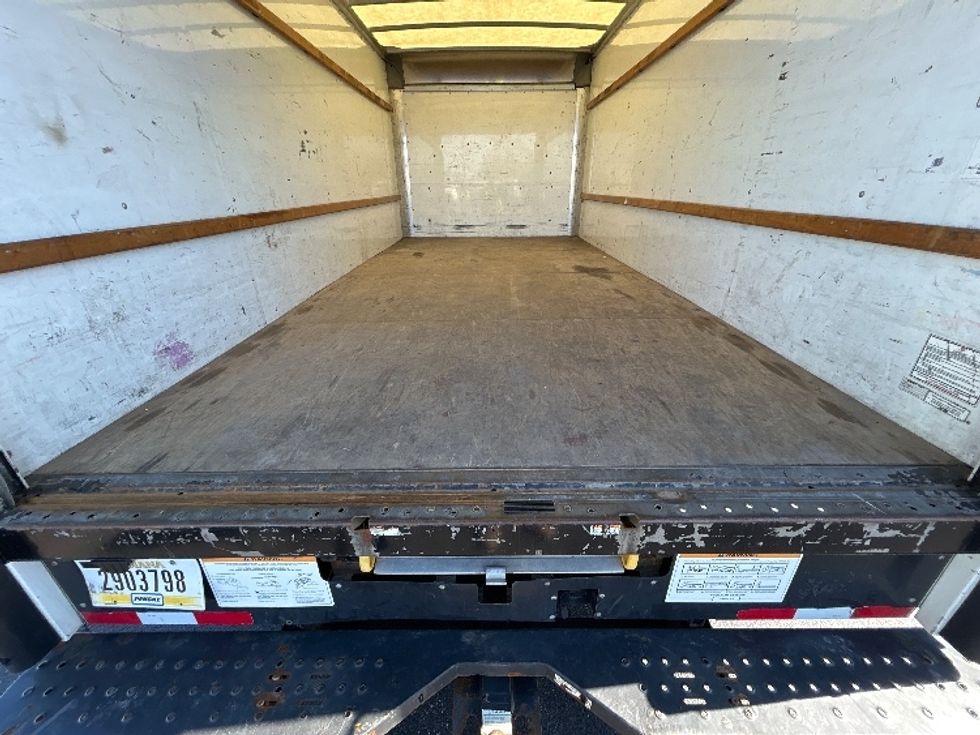 Light Duty Box Truck-Light and Medium Duty Trucks-GMC-2020-Savana G33903-Swedesboro-NJ-84,017\n\t\tmiles-$ 29,750 - Image 9