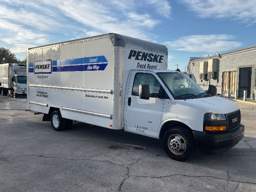 Light Duty Box Truck-Light and Medium Duty Trucks-GMC-2020-Savana G33903-Tampa-FL-92,680\n\t\tmiles-$ 29,500 - Image 1