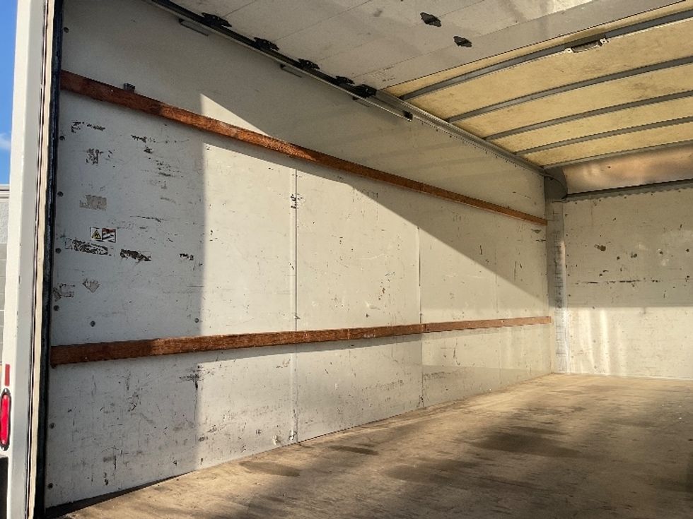 Light Duty Box Truck-Light and Medium Duty Trucks-GMC-2020-Savana G33903-Tampa-FL-92,680\n\t\tmiles-$ 29,500 - Image 10