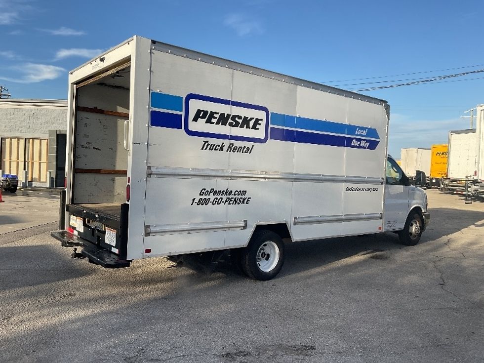 Light Duty Box Truck-Light and Medium Duty Trucks-GMC-2020-Savana G33903-Tampa-FL-92,680\n\t\tmiles-$ 29,500 - Image 12