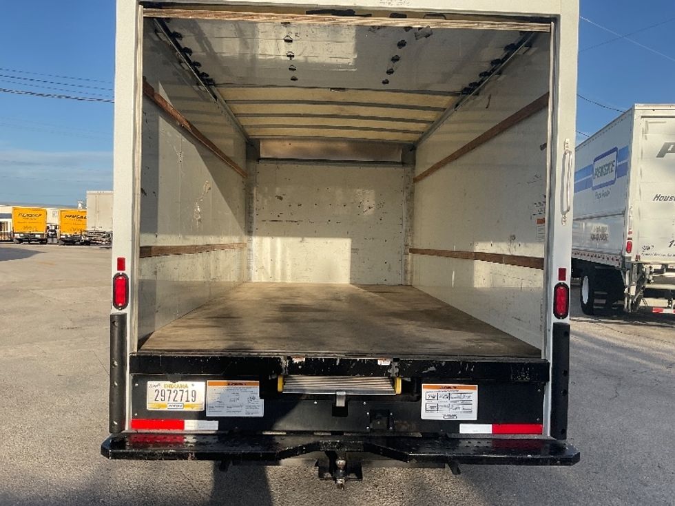 Light Duty Box Truck-Light and Medium Duty Trucks-GMC-2020-Savana G33903-Tampa-FL-92,680\n\t\tmiles-$ 29,500 - Image 8