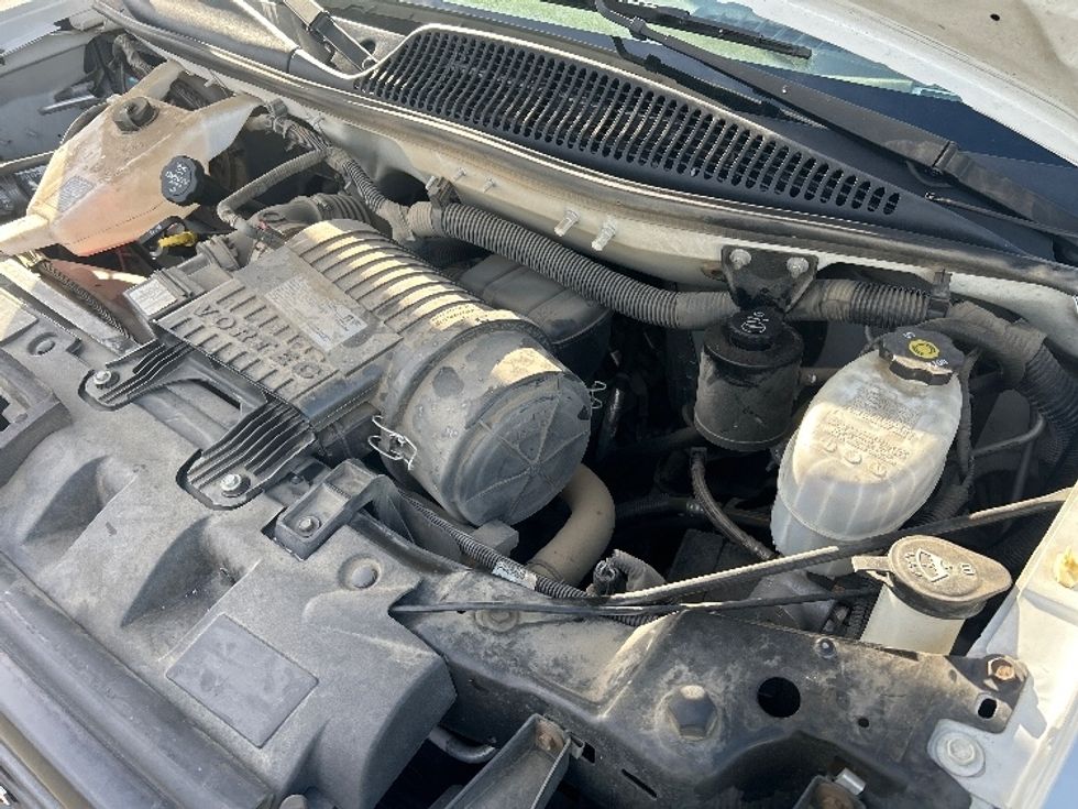 Light Duty Box Truck-Light and Medium Duty Trucks-GMC-2020-Savana G33903-Torrance-CA-75,066\n\t\tmiles-$ 36,250 - Image 24