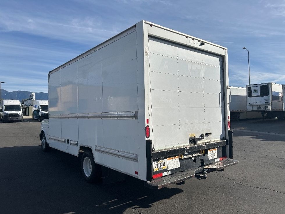 Light Duty Box Truck-Light and Medium Duty Trucks-GMC-2020-Savana G33903-Torrance-CA-75,066\n\t\tmiles-$ 36,250 - Image 6