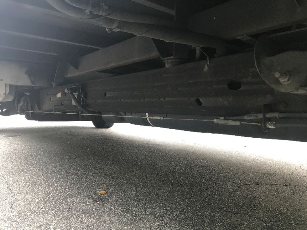 Light Duty Box Truck-Light and Medium Duty Trucks-GMC-2020-Savana G33903-Warren-MI-109,437\n\t\tmiles-$ 32,250 - Image 5