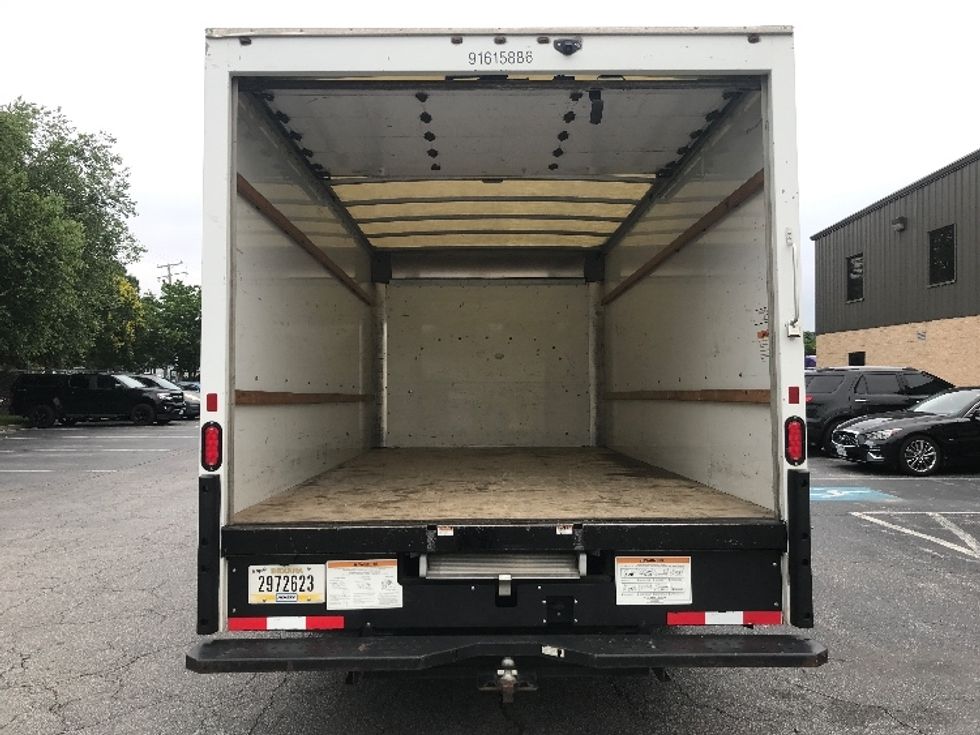 Light Duty Box Truck-Light and Medium Duty Trucks-GMC-2020-Savana G33903-Warren-MI-109,437\n\t\tmiles-$ 32,250 - Image 8