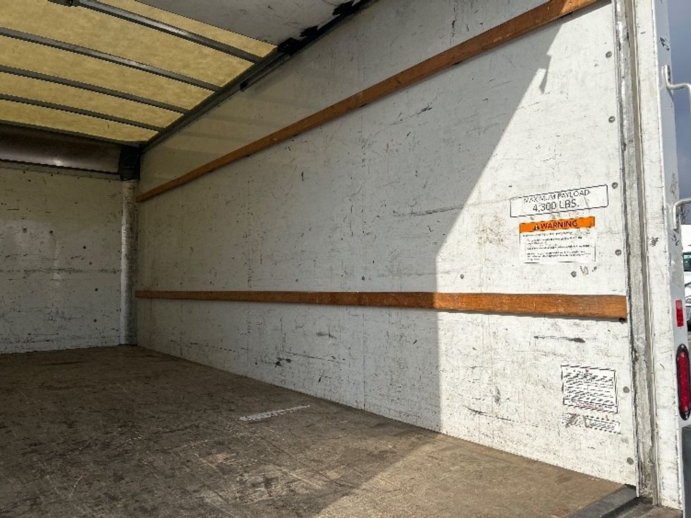 Light Duty Box Truck-Light and Medium Duty Trucks-GMC-2020-Savana G33903-West Sacramento-CA-85,173\n\t\tmiles-$ 30,750 - Image 12