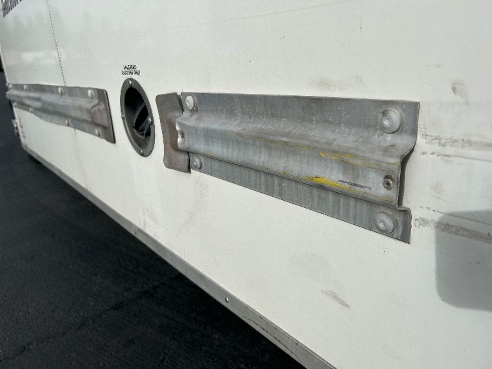 Light Duty Box Truck-Light and Medium Duty Trucks-GMC-2020-Savana G33903-West Sacramento-CA-85,173\n\t\tmiles-$ 30,750 - Image 27