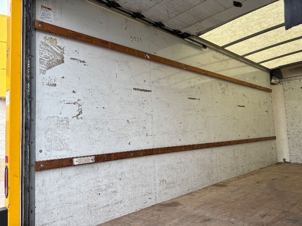 Light Duty Box Truck-Light and Medium Duty Trucks-GMC-2020-Savana G33903-Winston Salem-NC-115,321\n\t\tmiles-$ 24,000 - Image 10