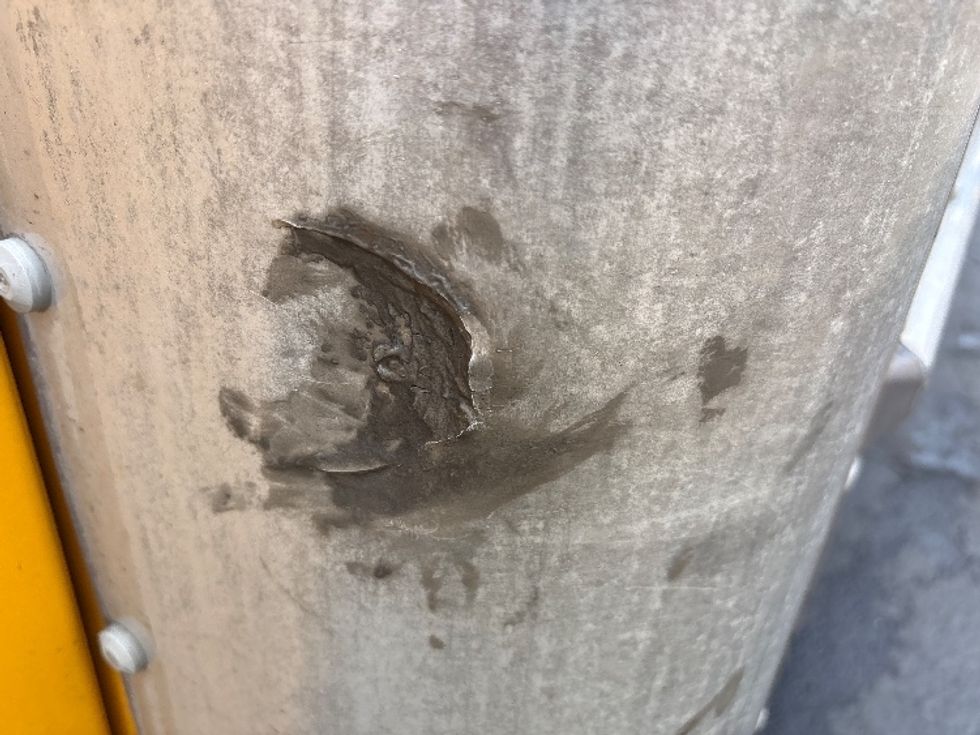 Light Duty Box Truck-Light and Medium Duty Trucks-GMC-2020-Savana G33903-Winston Salem-NC-115,321\n\t\tmiles-$ 24,000 - Image 24