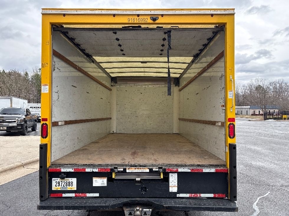 Light Duty Box Truck-Light and Medium Duty Trucks-GMC-2020-Savana G33903-Winston Salem-NC-115,321\n\t\tmiles-$ 24,000 - Image 8