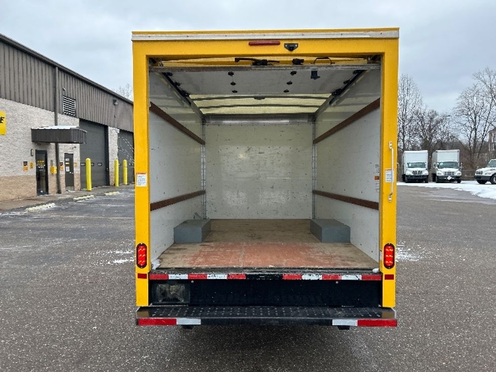 Light Duty Box Truck-Light and Medium Duty Trucks-GMC-2021-Savana G33503-Akron-OH-119,155\n\t\tmiles-$ 24,750 - Image 8