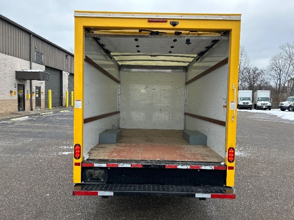 Light Duty Box Truck-Light and Medium Duty Trucks-GMC-2021-Savana G33503-Akron-OH-119,155\n\t\tmiles-$ 24,750 - Image 9